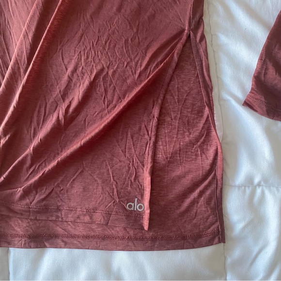ALO Yoga Arrow Oversized Long Sleeve Top - Picture 5 of 7